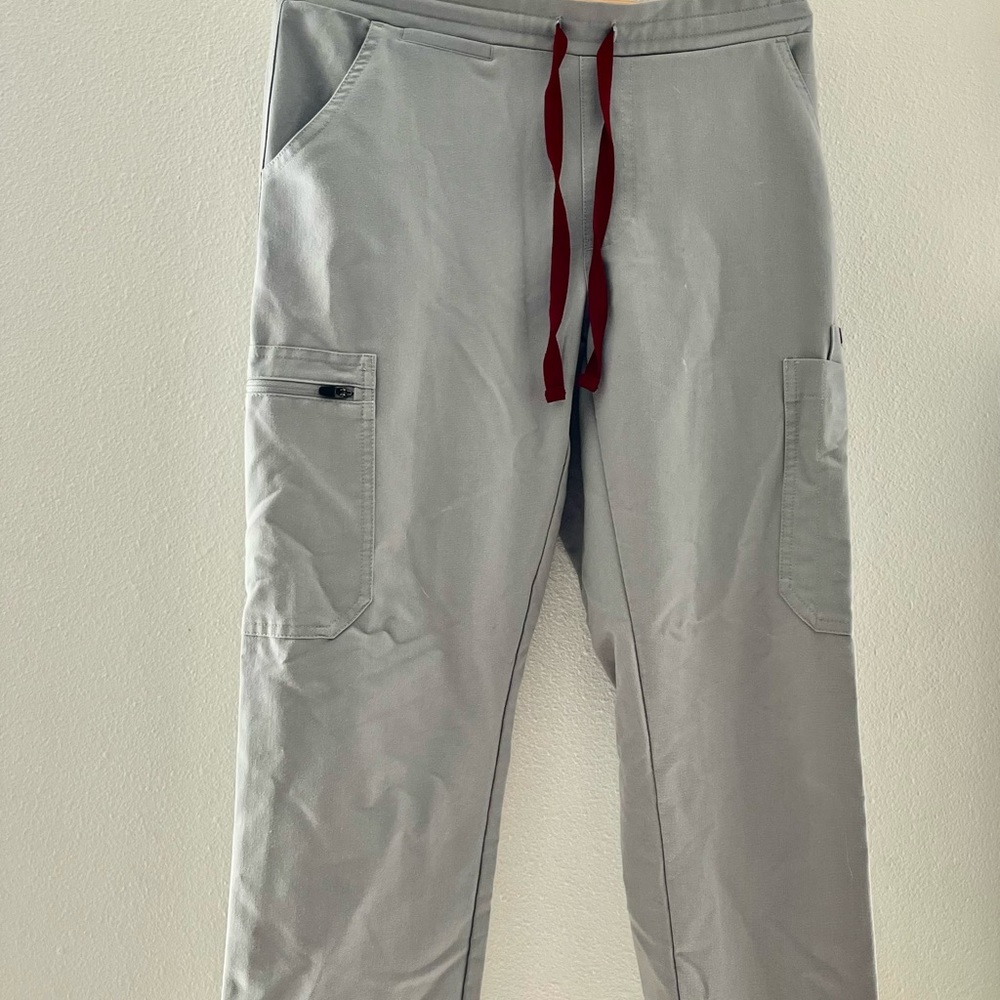 Figs - Woman’s scrub bottoms - Size XS